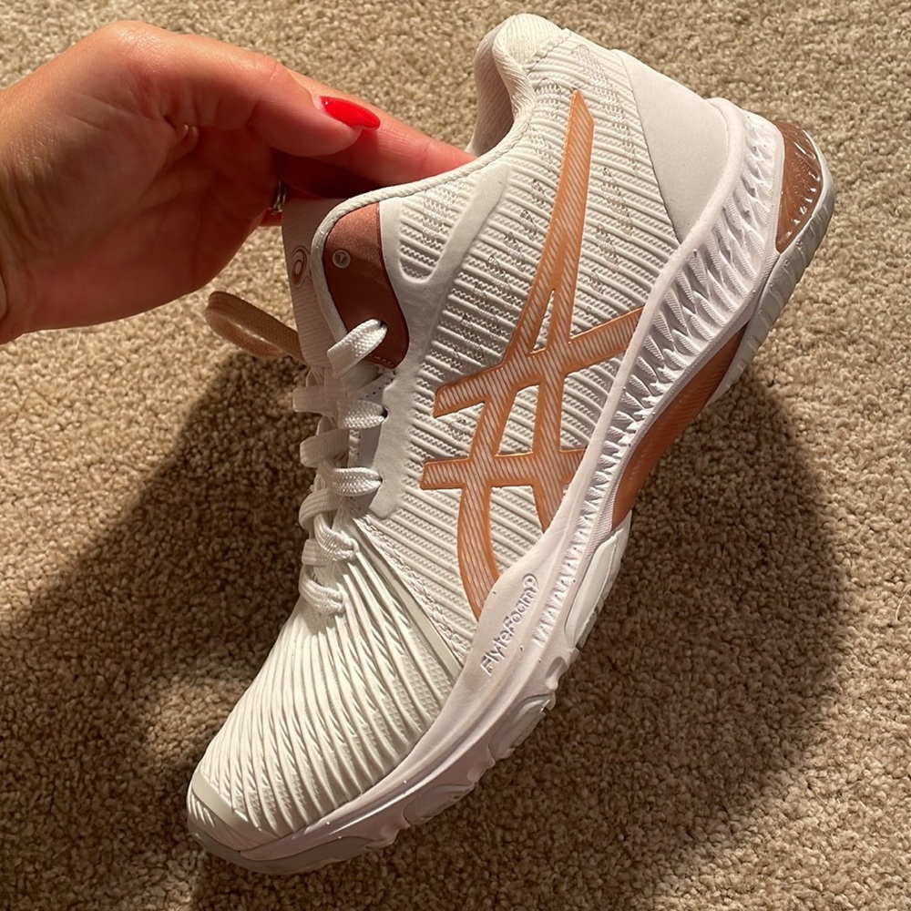 Asics Sneakers